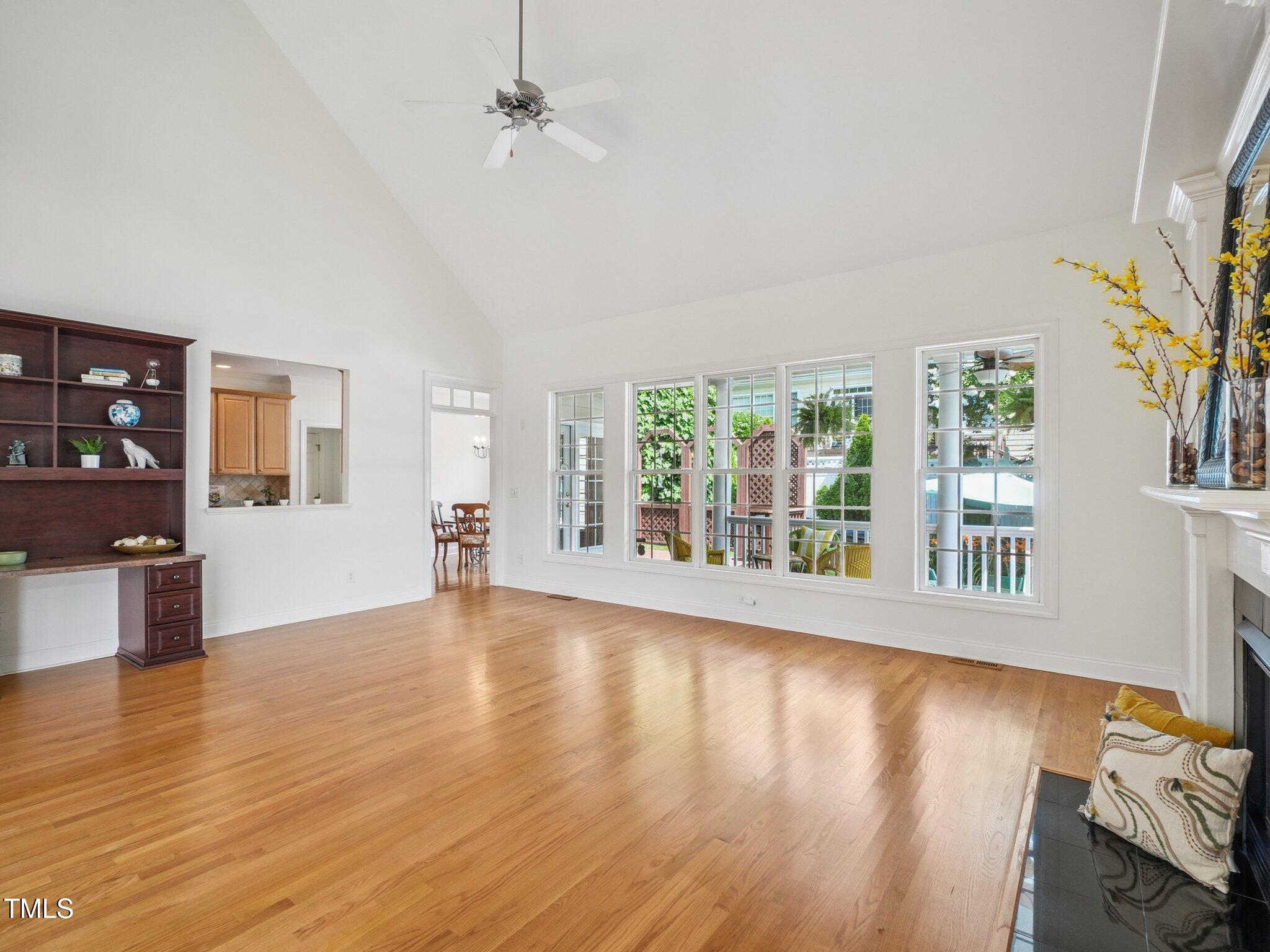 1817 Wysong Court Raleigh, NC 27612 - Photo 7 of 35 Great room