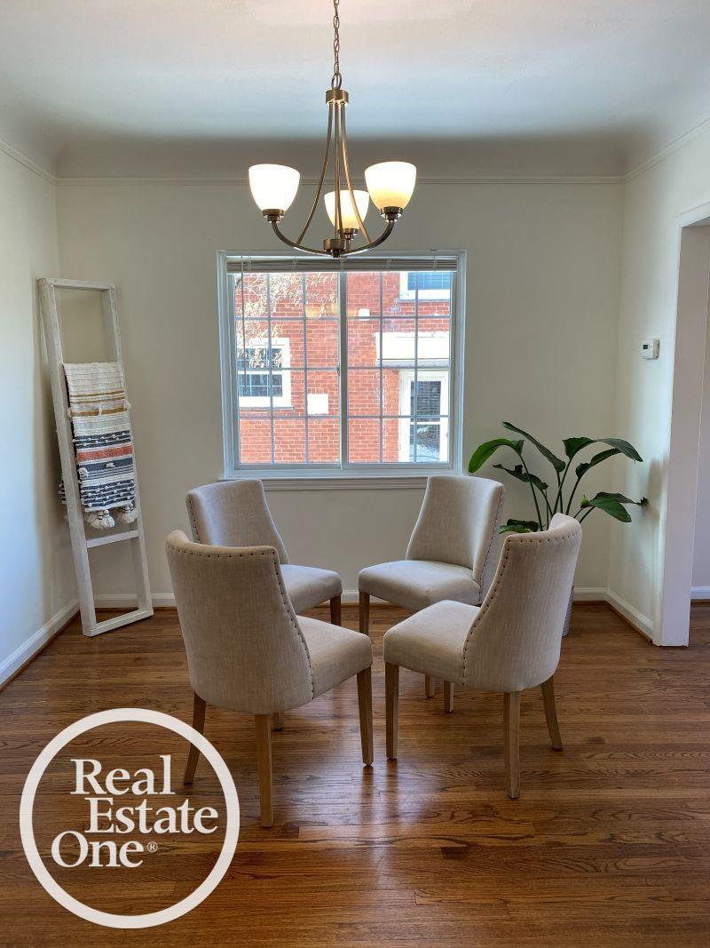 897 Rivard Boulevard Grosse Pointe, MI 48230 - Photo 22 of 42 50212858-9fd7c9a6-2121-4d10-a82e-fd1252ec0e1e.JPG