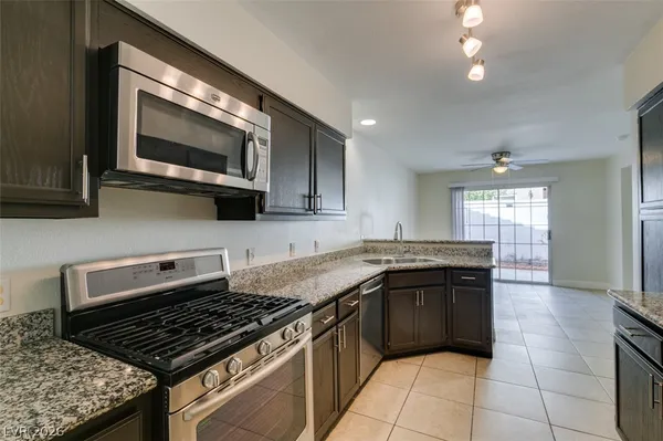 $1,795 | 2837 Crystal Lantern Drive, Henderson, NV 89074