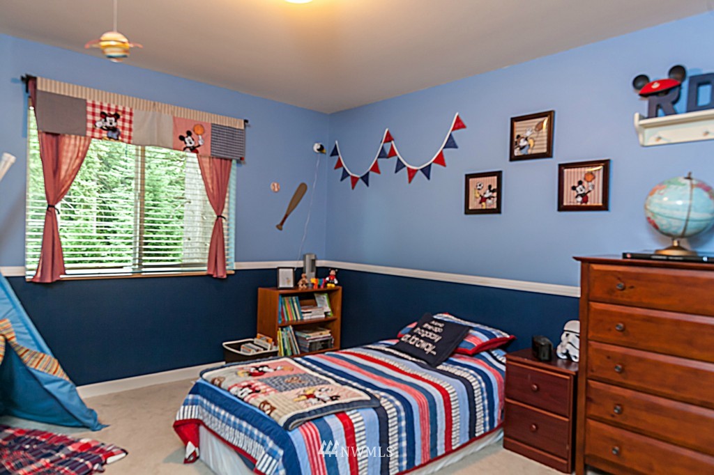 22826 36th Avenue Southeast Bothell, WA 98021 - Photo 17 of 24