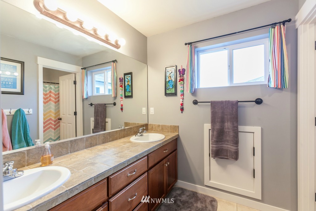 22826 36th Avenue Southeast Bothell, WA 98021 - Photo 21 of 24