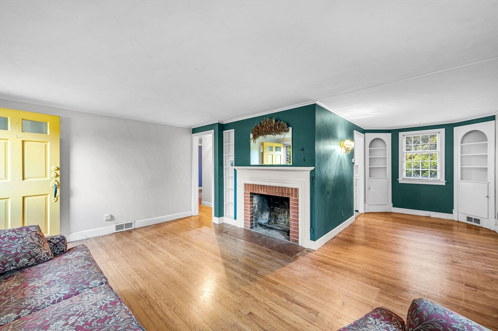 544 Springfield Street Wilbraham, MA 01095 - Photo 12 of 29