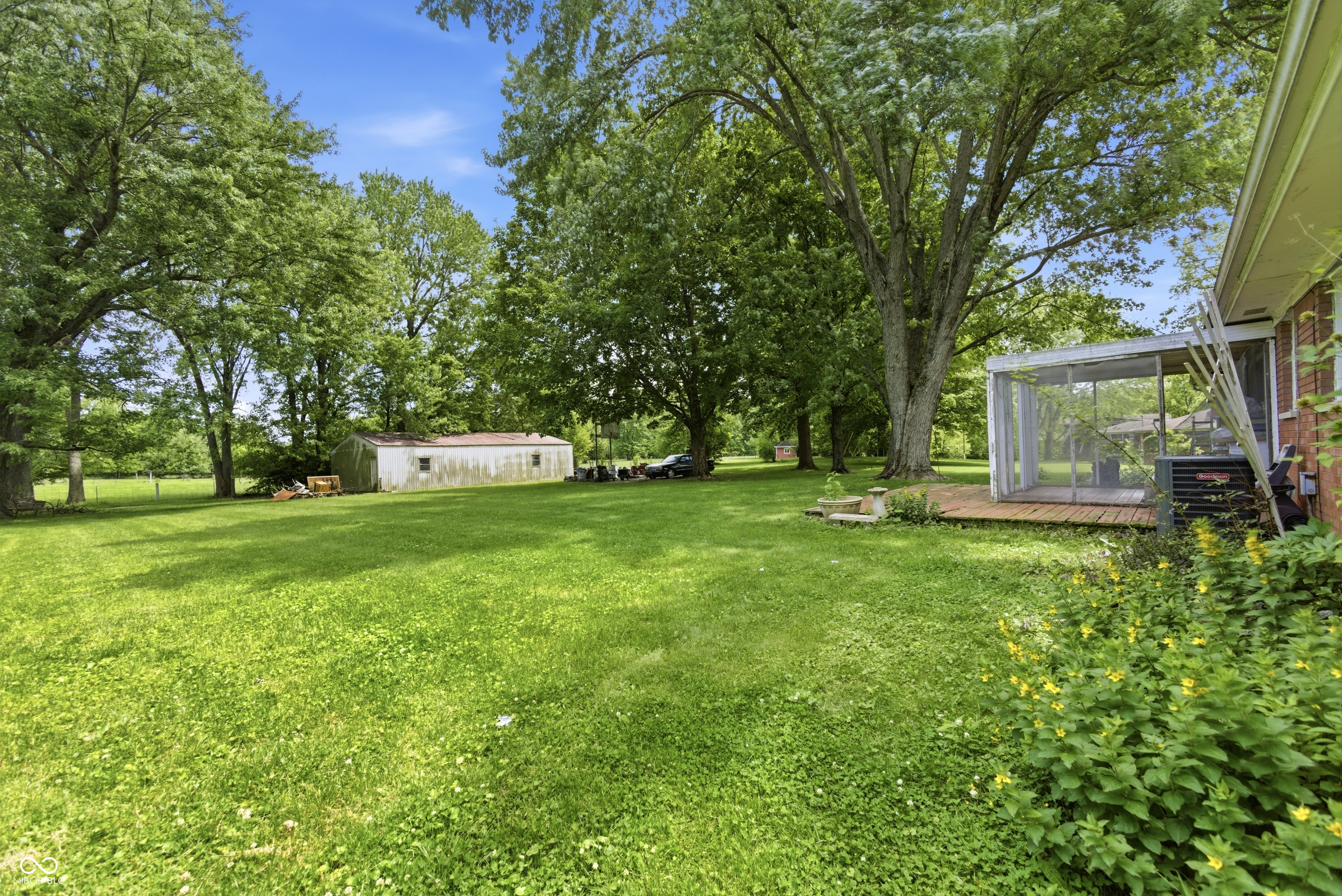 6545 Mendenhall Road Indianapolis, IN 46221 - Photo 36 of 39 Gallery Image 36