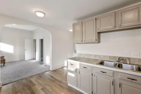 $1,650 | 2617 2nd Avenue South, Unit 2, Minneapolis, MN 55408