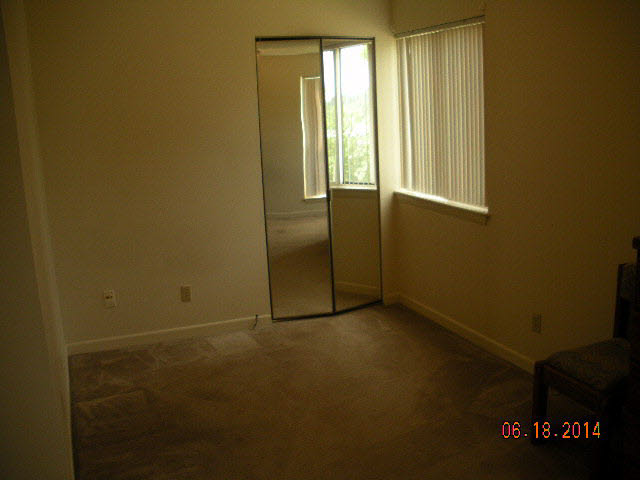 1360 Hunters Road, Unit F Harrisonburg, VA 22801 - Photo 8 of 12 Gallery Image 8