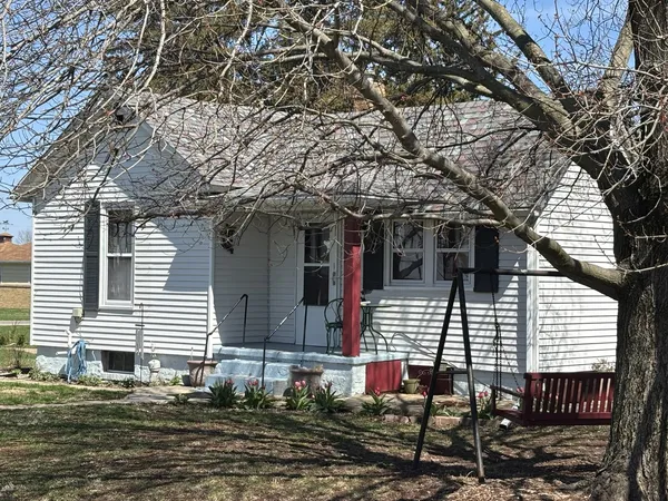 $99,500 | 5009 15th Street, Streator, IL 61364