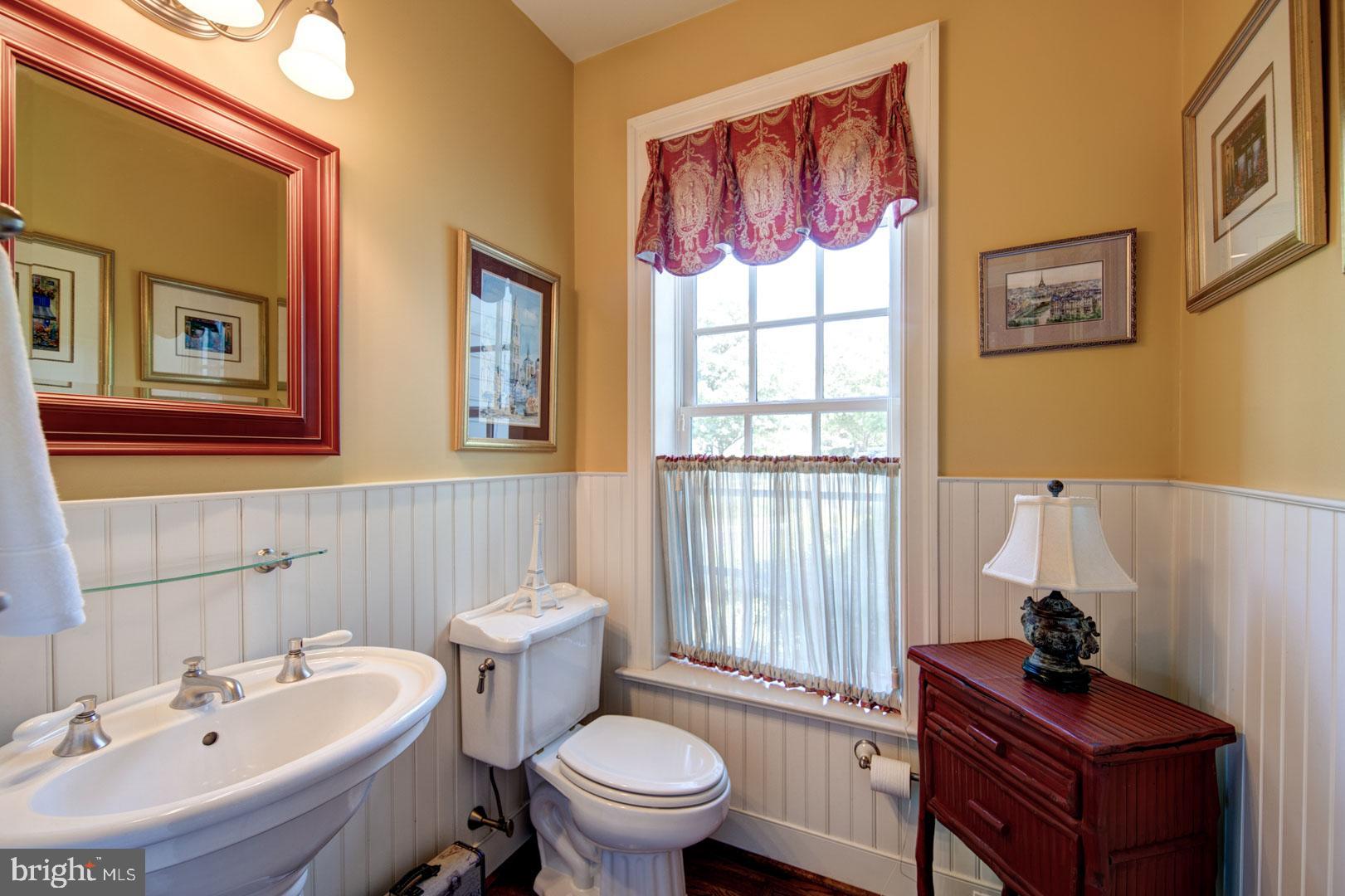 1680 Minden Lane Malvern, PA 19355 - Photo 21 of 41