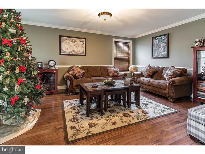 9 Barclay Road Hainesport, NJ 08036 - Photo 14 of 24 Living Room