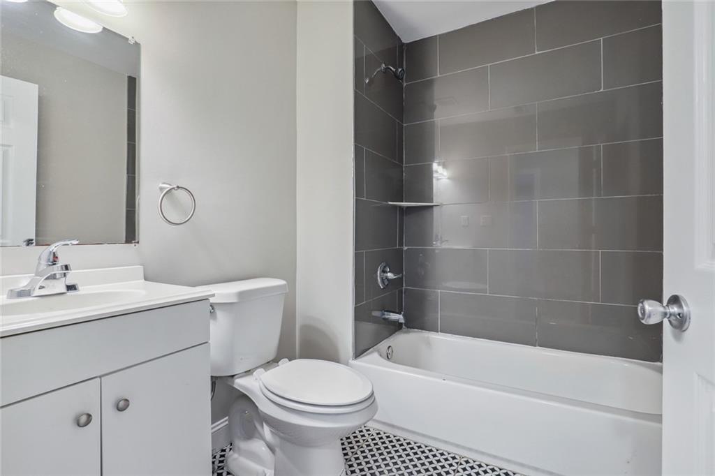 1641 Sandtown Road Southwest Atlanta, GA 30311 - Photo 19 of 22