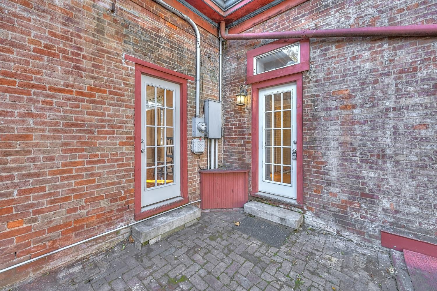 536 Front Street Lawrenceburg, IN 47025 - Photo 12 of 47