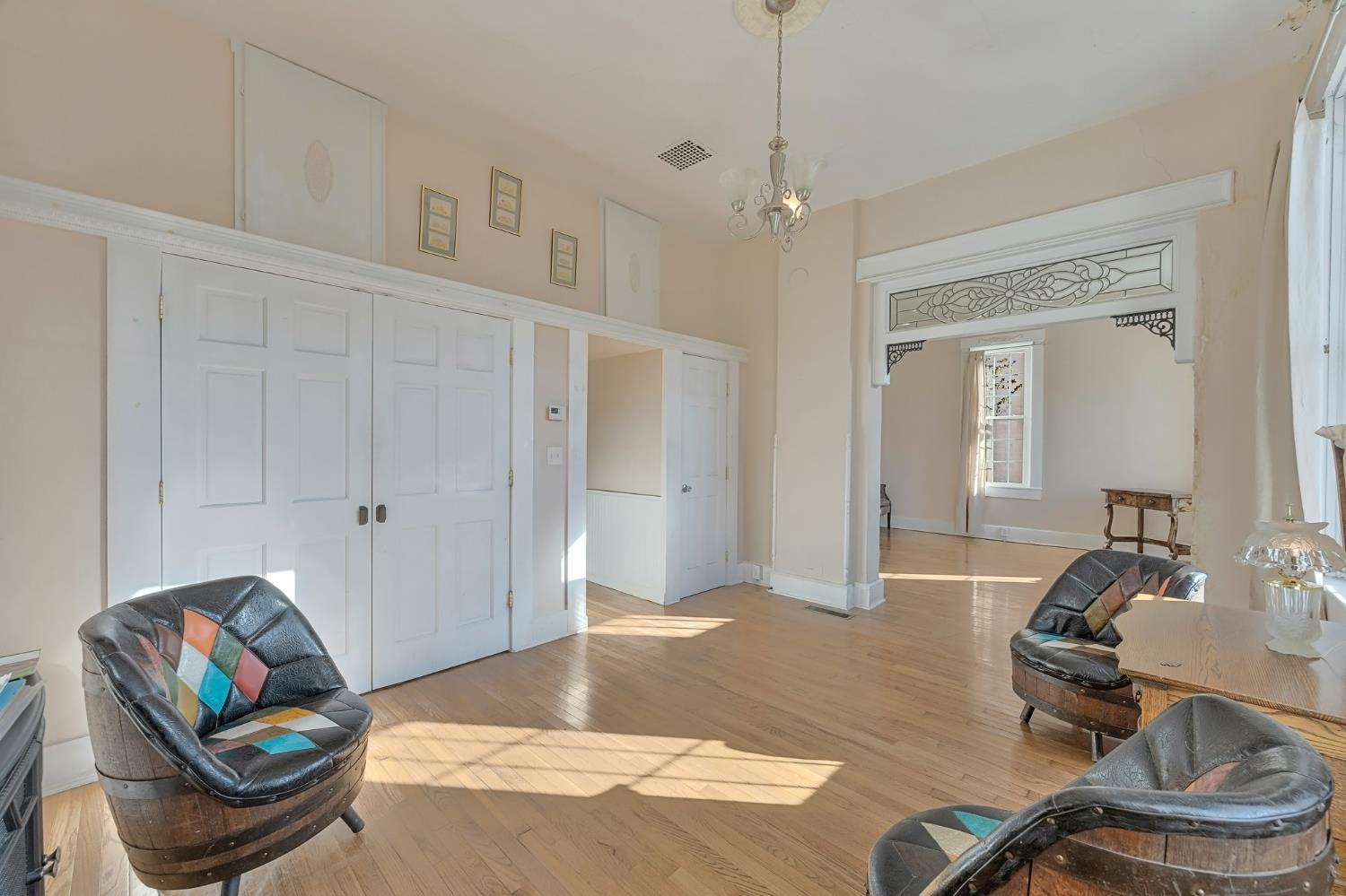 536 Front Street Lawrenceburg, IN 47025 - Photo 17 of 47