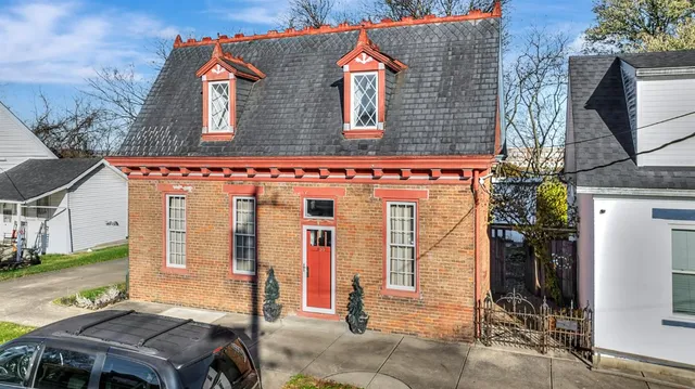 $169,900 | 536 Front Street, Lawrenceburg, IN 47025