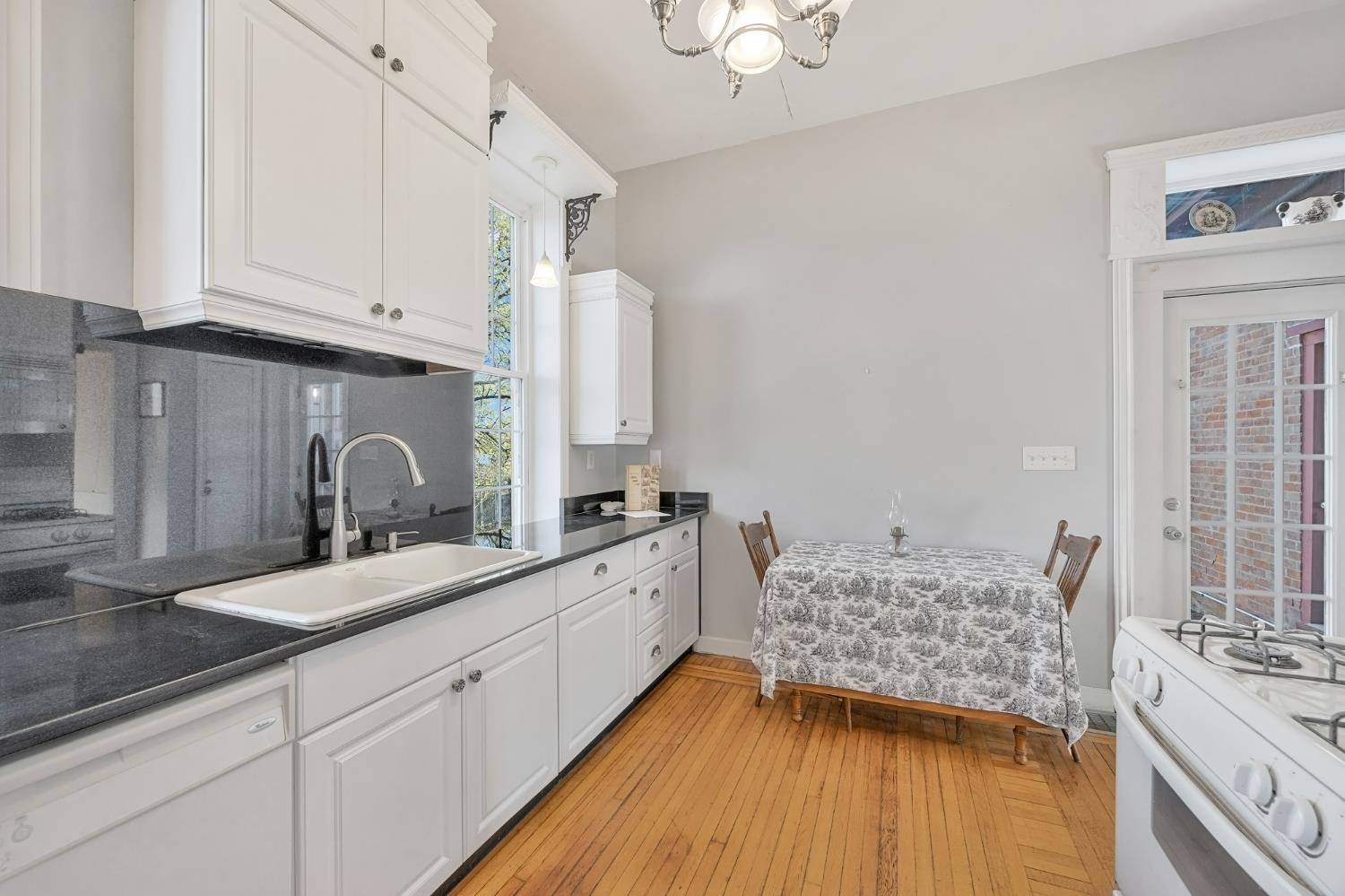 536 Front Street Lawrenceburg, IN 47025 - Photo 22 of 47