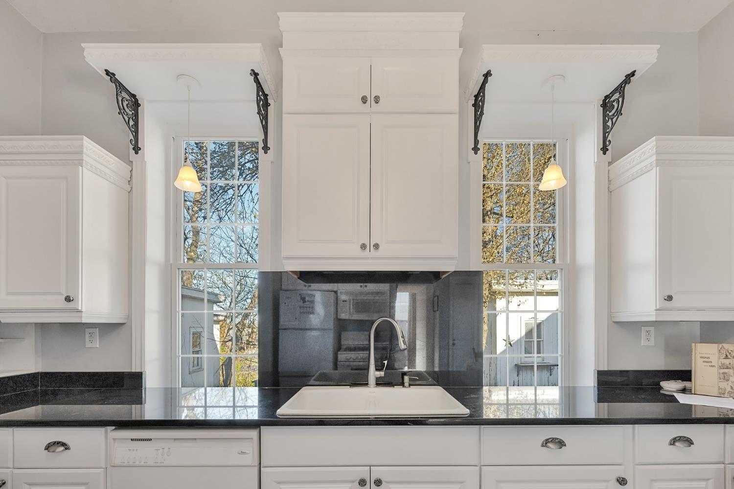 536 Front Street Lawrenceburg, IN 47025 - Photo 23 of 47