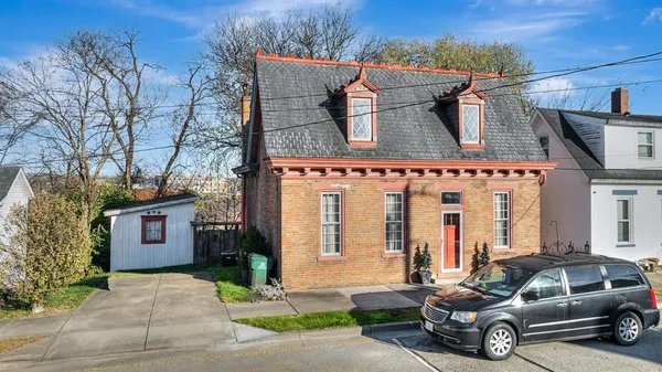 $169,900 | 536 Front Street, Lawrenceburg, IN 47025