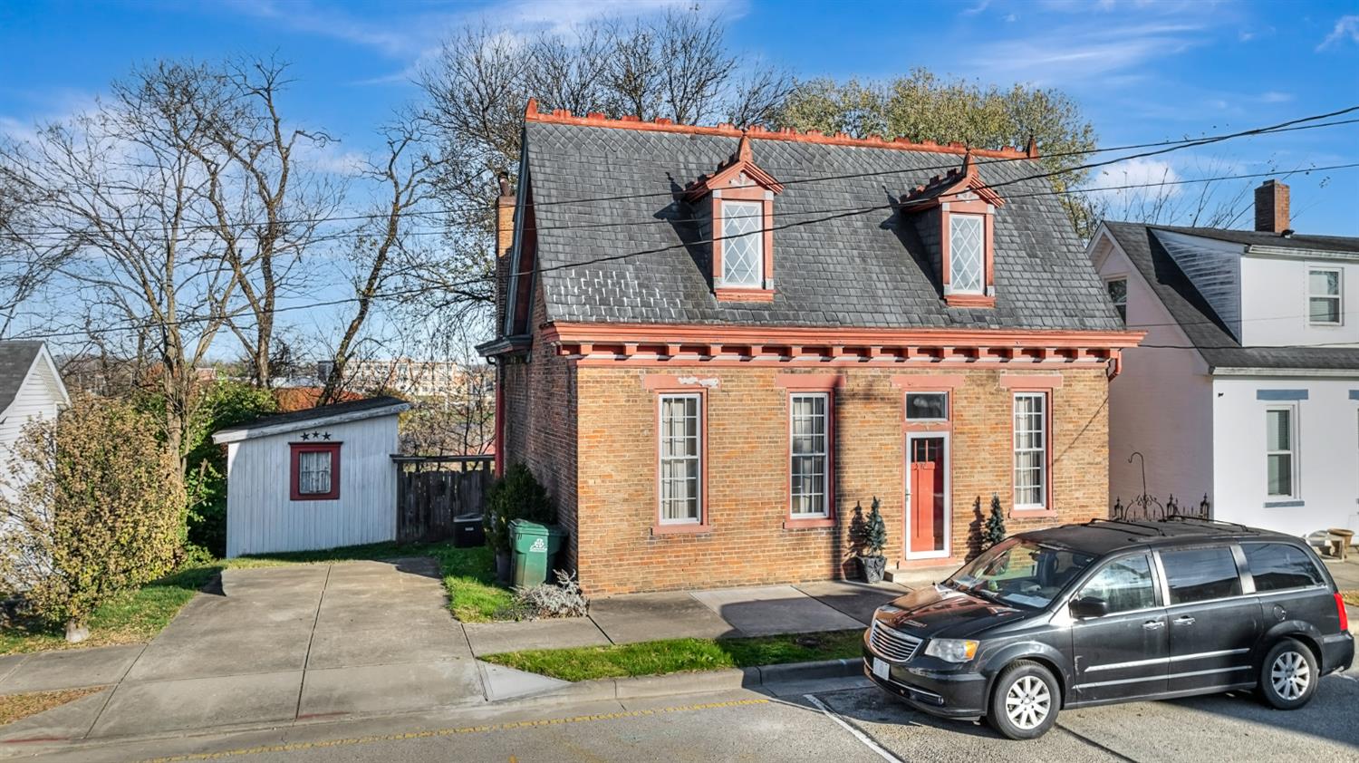 536 Front Street Lawrenceburg, IN 47025 - Photo 3 of 47