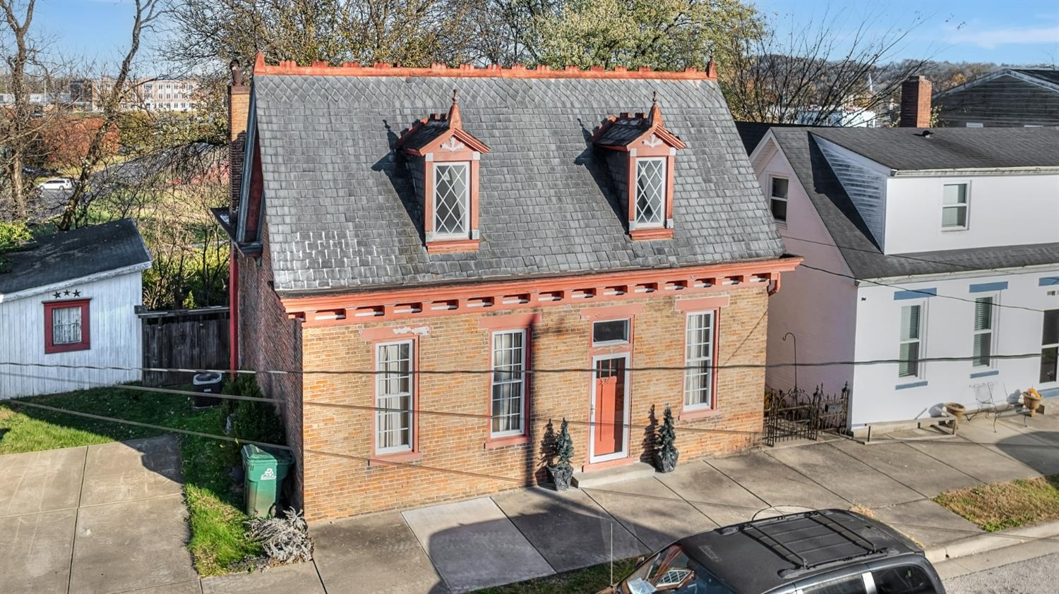 536 Front Street Lawrenceburg, IN 47025 - Photo 4 of 47