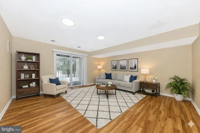 $639,999 | 2219 Merion Pond, Unit 9, Woodstock, MD 21163