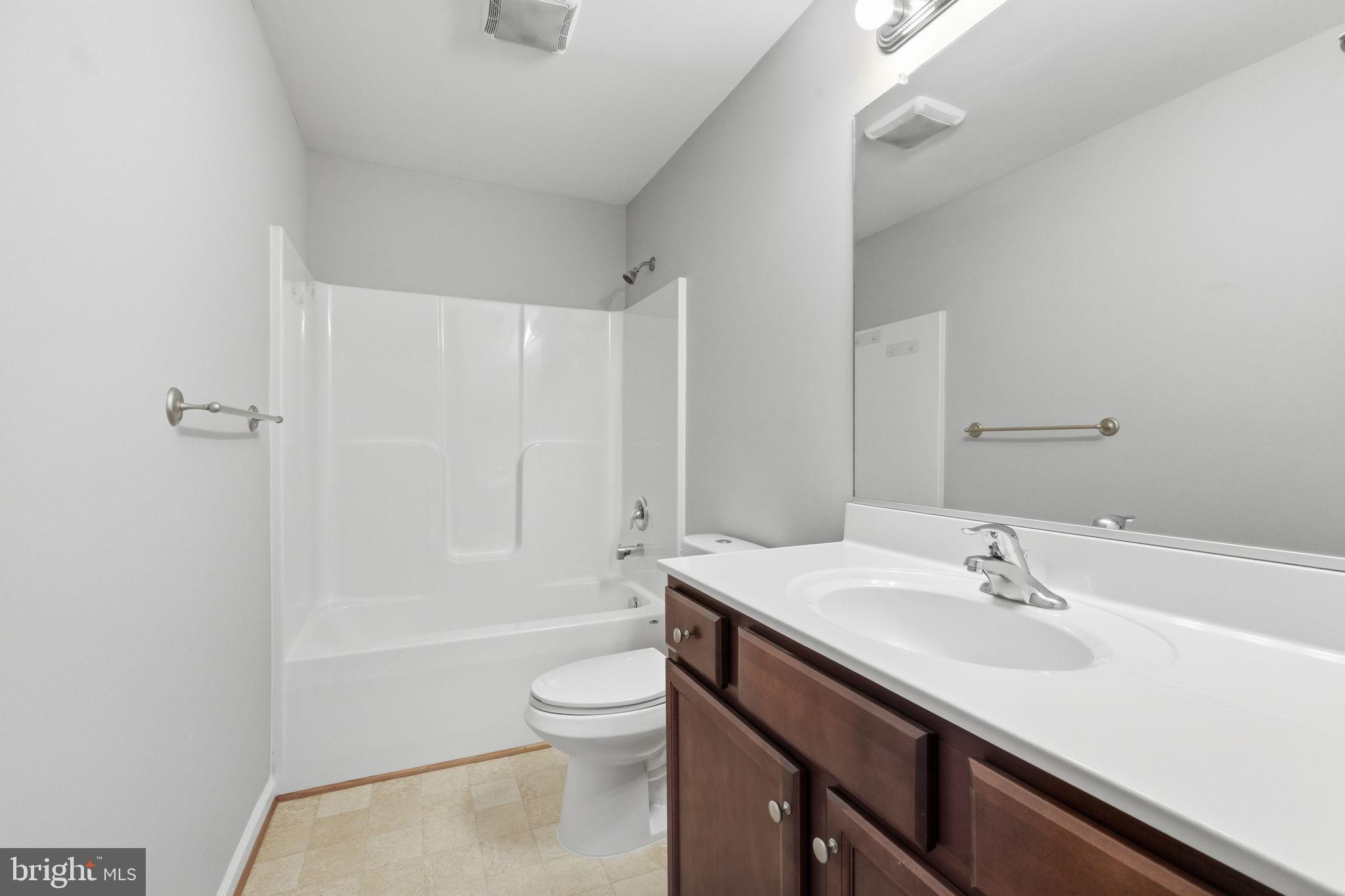 139 Wambach Court Front Royal, VA 22630 - Photo 9 of 33 Master Bathroom