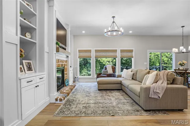 $711,000 | 111 Fiddlers Close Road, Unit 111 STB, Washington, MO 63090