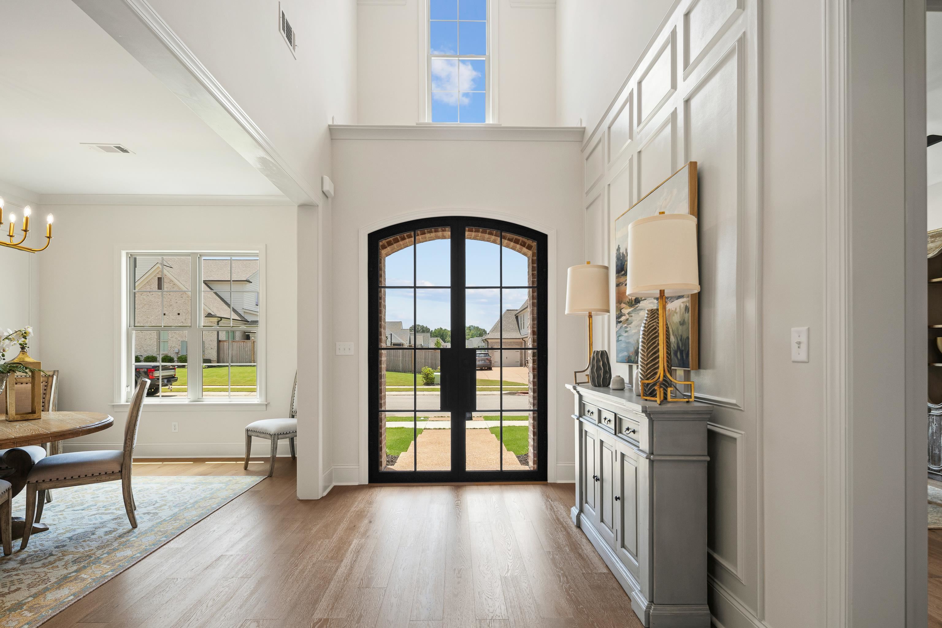 284 Keisie Lane Collierville, TN 38017 - Photo 4 of 34 Entrance foyer