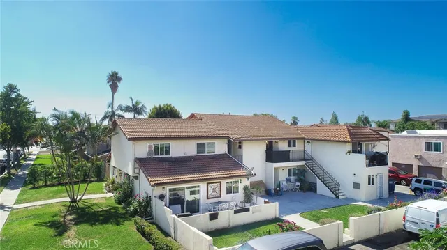 $2,050,000 | 2074 North Highland Street, Orange, CA 92865