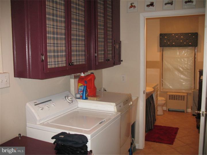 307 Brae Bourn Road Huntingdon Valley, PA 19006 - Photo 15 of 22 Laundry Room
