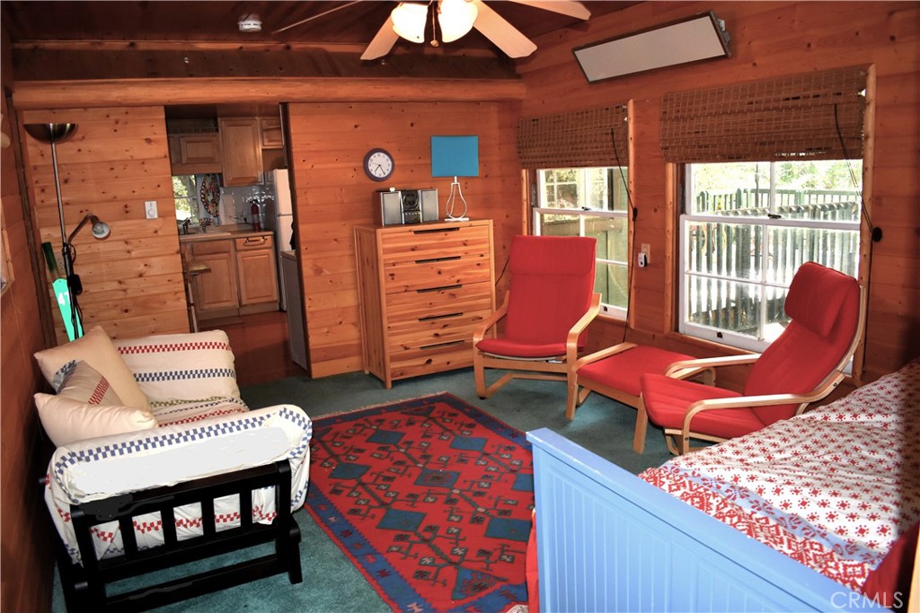 47 Ice House Mt Baldy, CA 91759 - Photo 8 of 21 Living Room