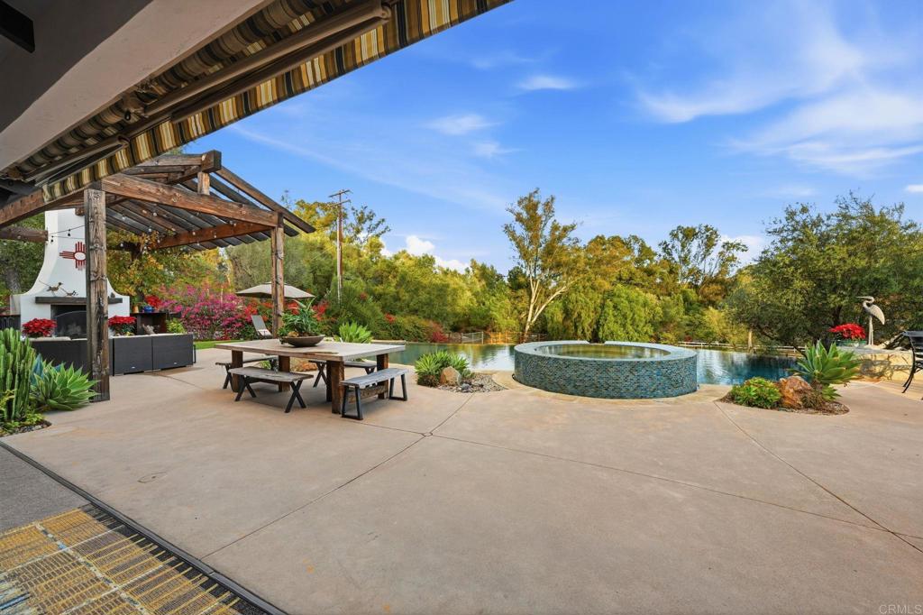 1111 Palomino Road Fallbrook, CA 92028 - Photo 40 of 64 a view of a backyard with sitting area