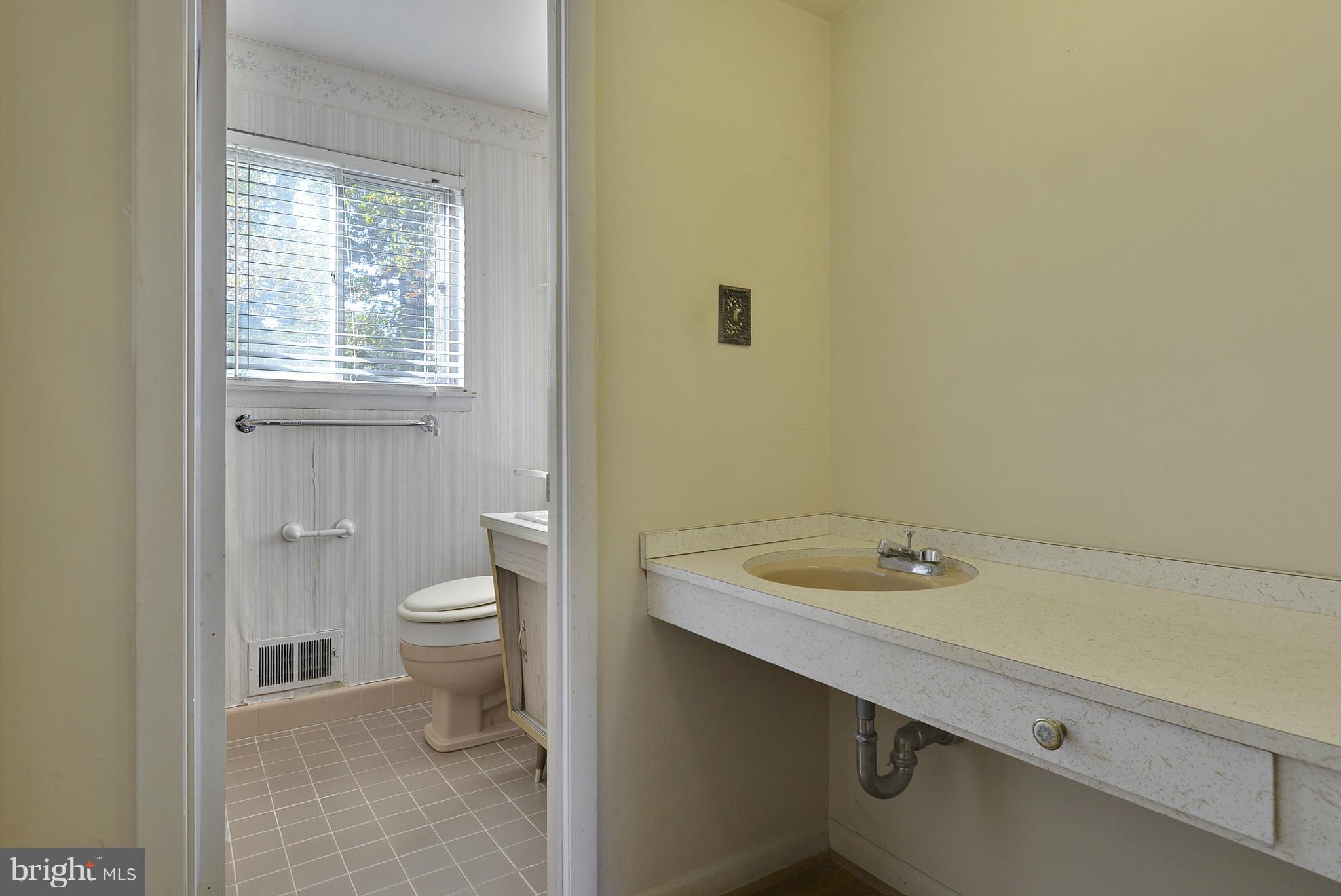 1008 Kersey Road Silver Spring, MD 20902 - Photo 18 of 30 Bath (Master) Vanity