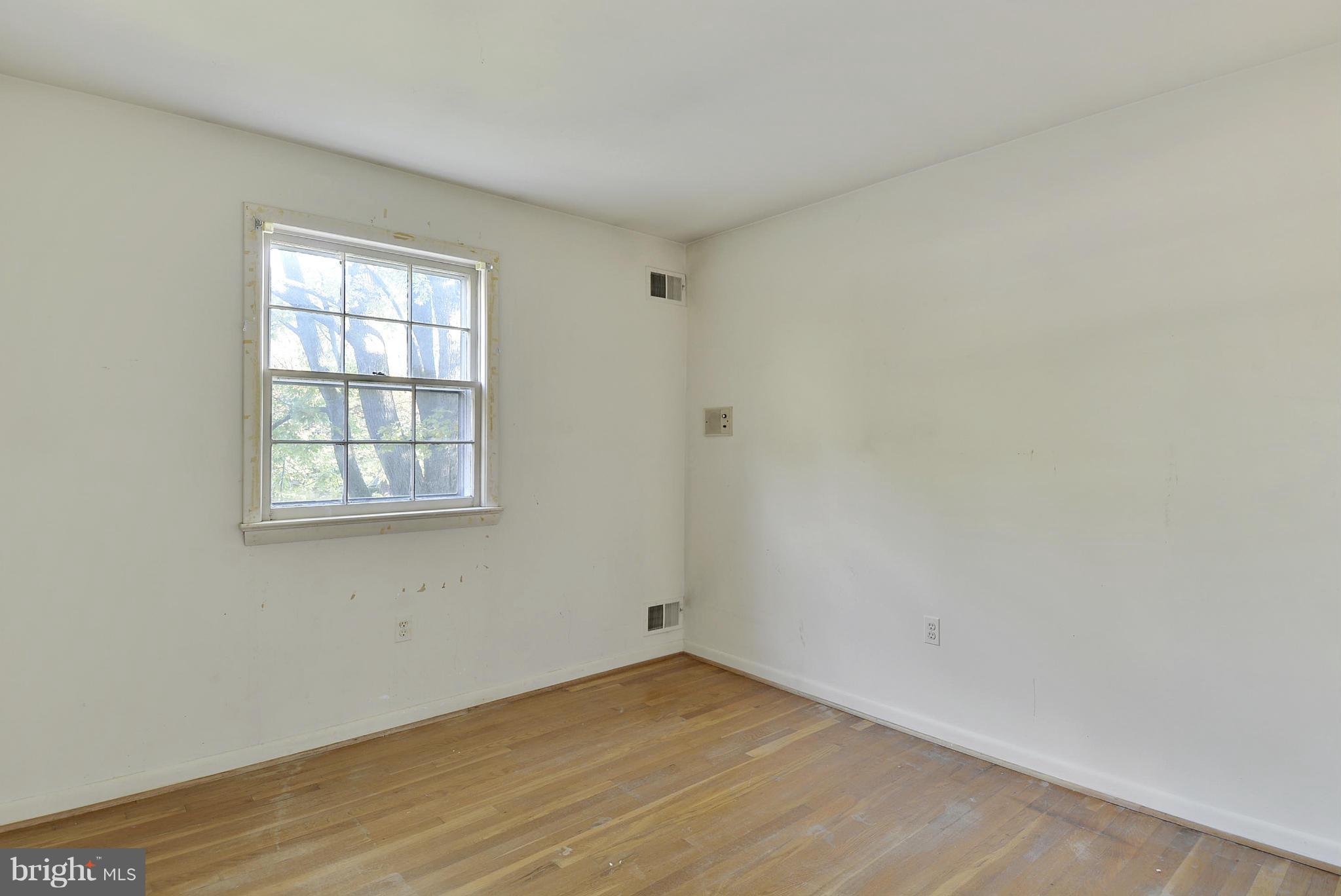 1008 Kersey Road Silver Spring, MD 20902 - Photo 21 of 30 Bedroom 4