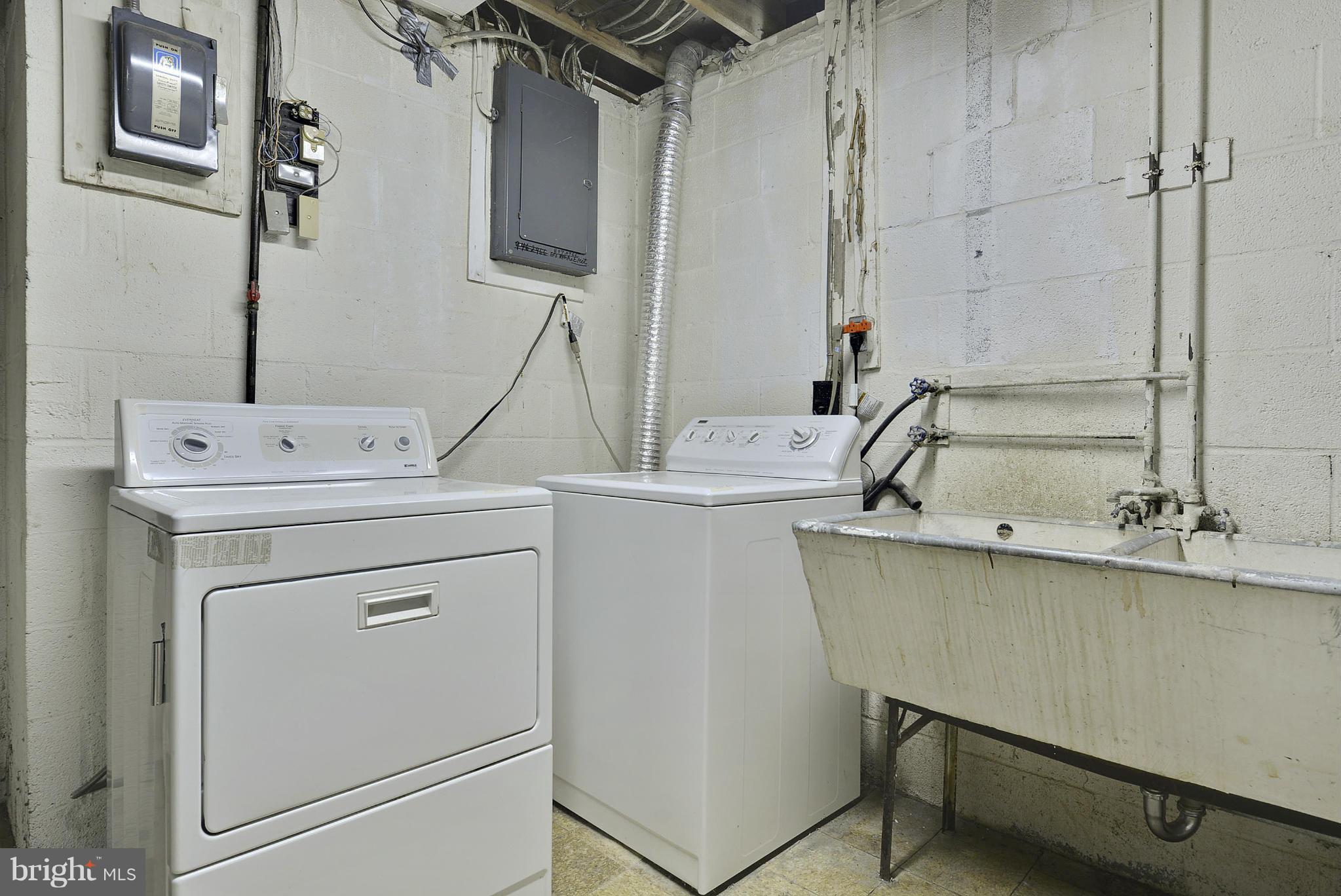 1008 Kersey Road Silver Spring, MD 20902 - Photo 26 of 30 Washer Dryer