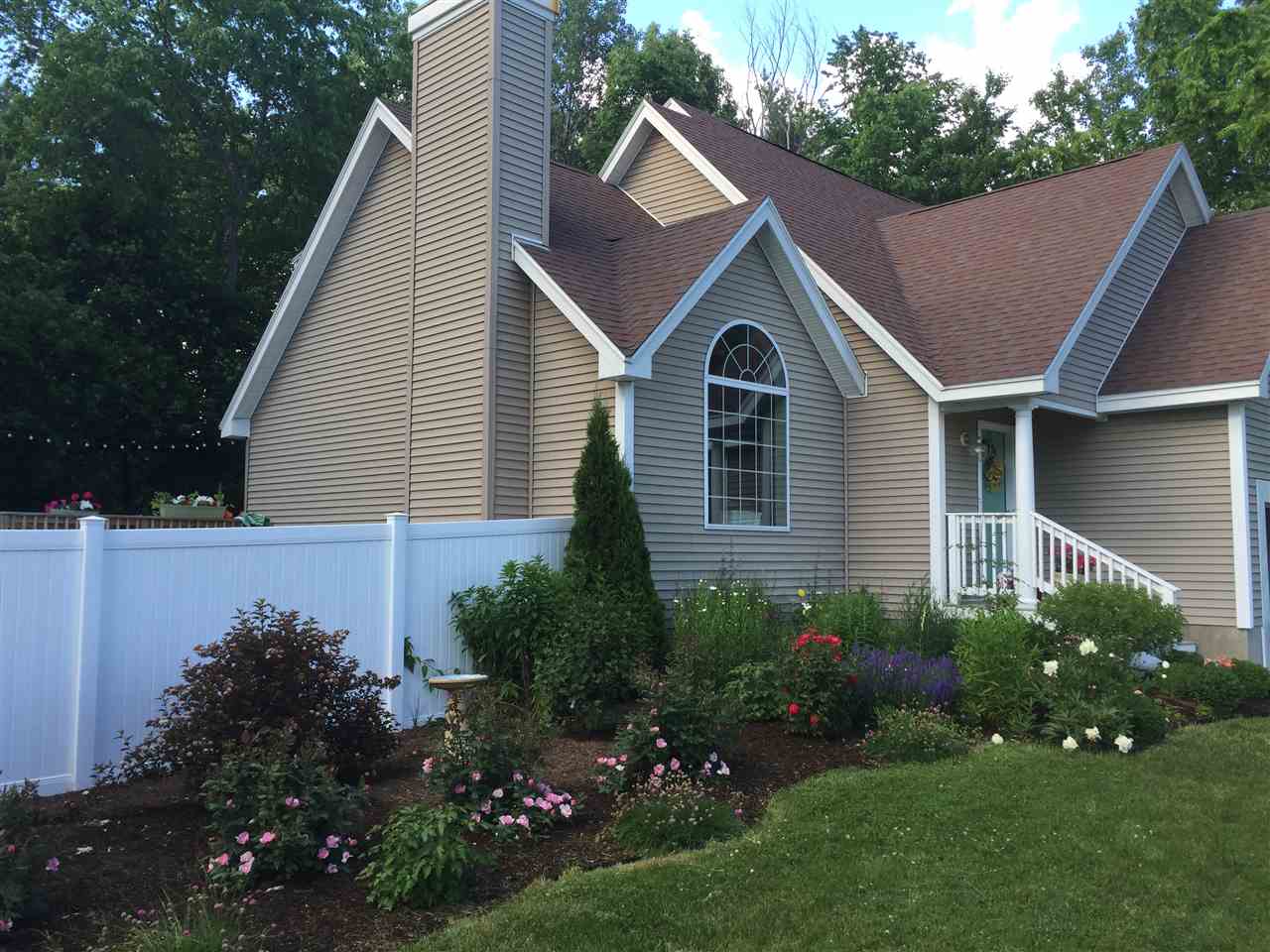 5 A Old Stage Road Dover, NH 03820 - Photo 2 of 39