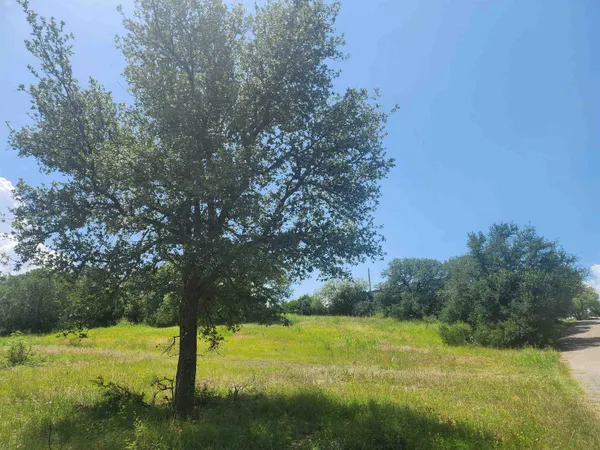 view of an outdoor space and a yard