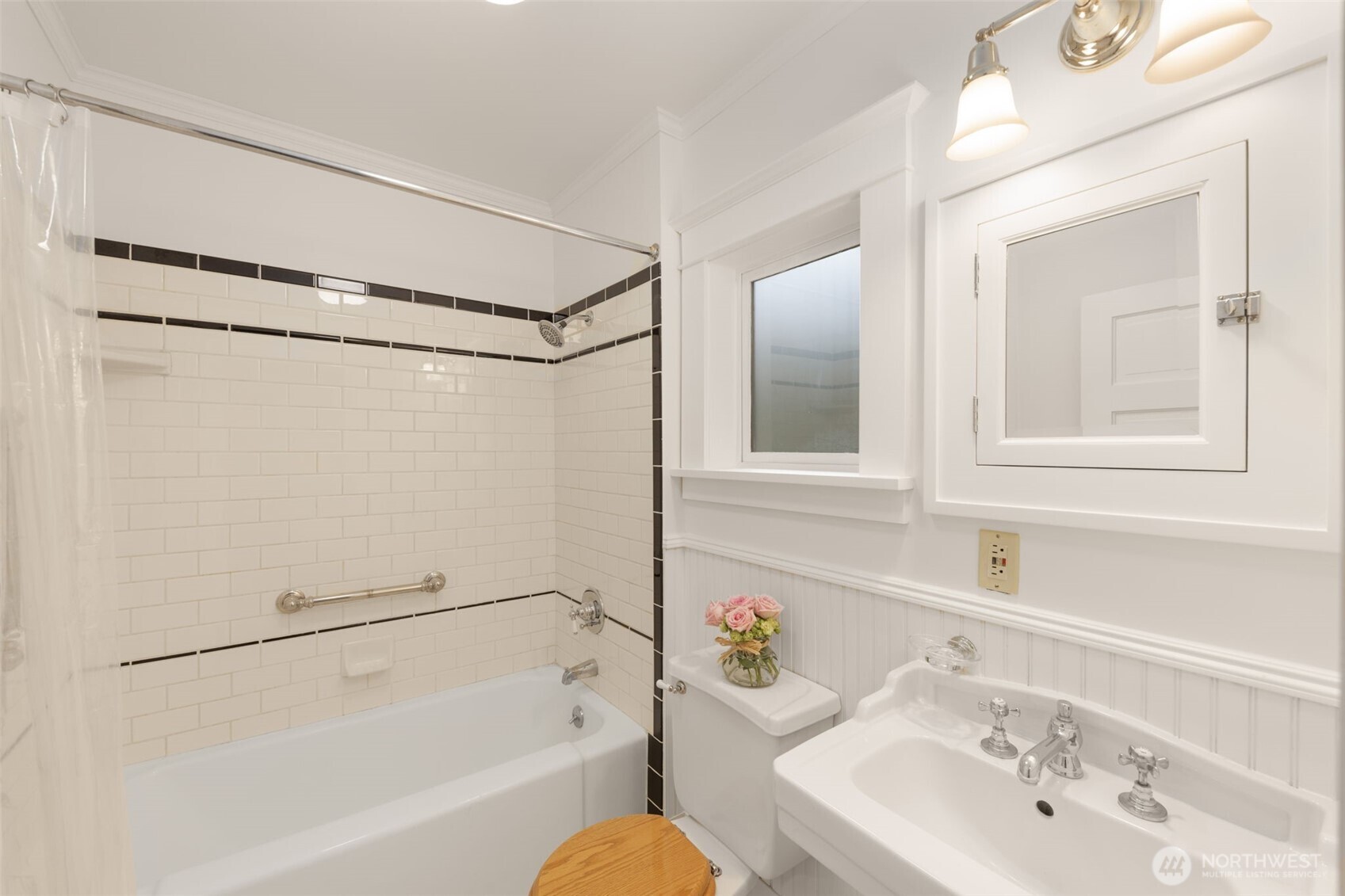 105 North 84th Street Seattle, WA 98103 - Photo 13 of 24