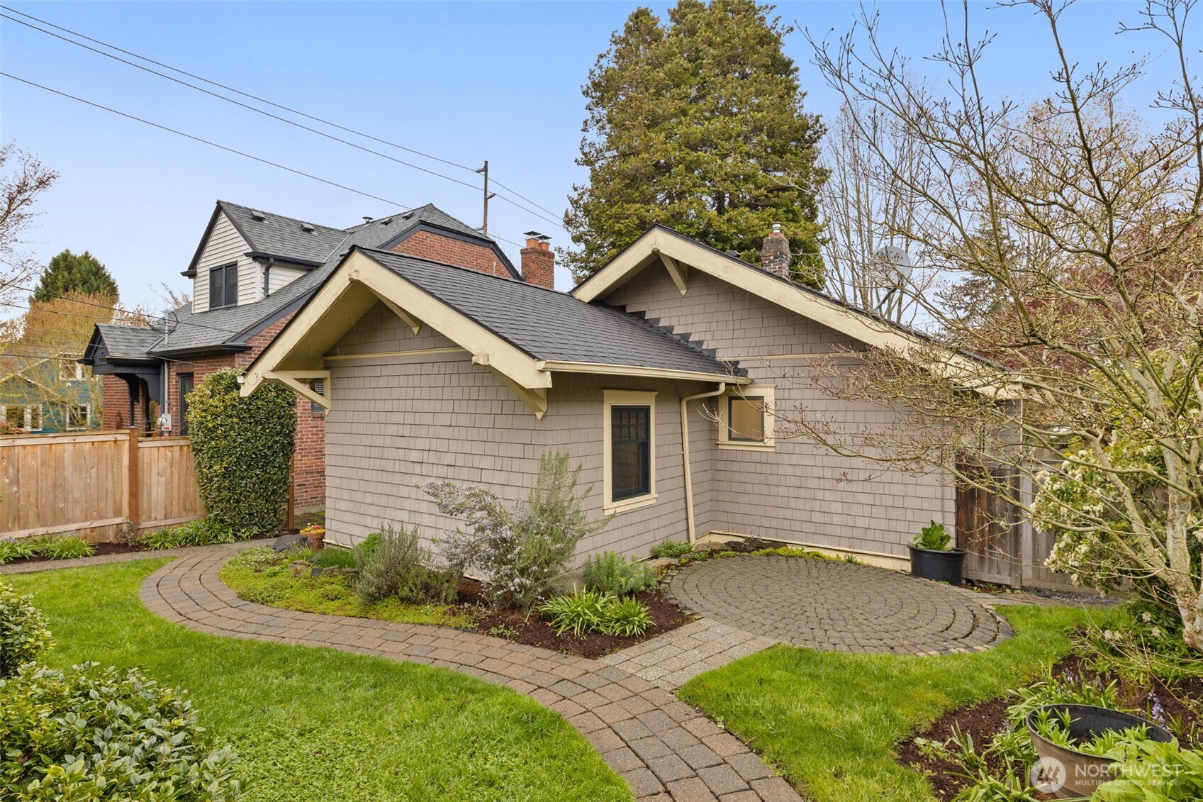 105 North 84th Street Seattle, WA 98103 - Photo 18 of 24