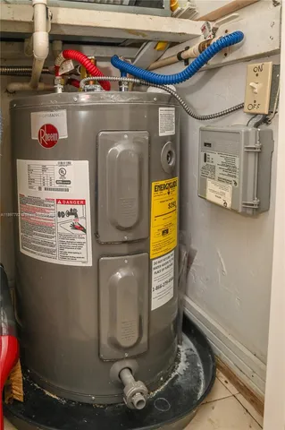 a sign that is on a bath tub