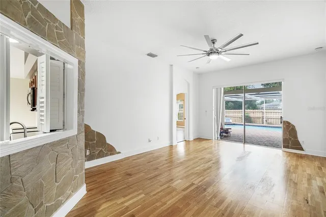 $420,000 | 1212 Lake Shore Ranch Drive, Seffner, FL 33584