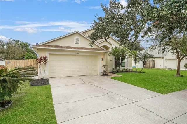 $420,000 | 1212 Lake Shore Ranch Drive, Seffner, FL 33584