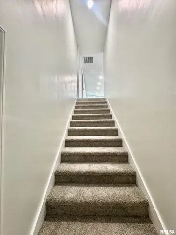 $230,000 | 309 West Main Street, Ewing, IL 62836