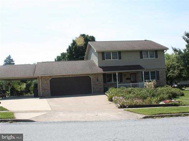 1 Heatherland Road Middletown, PA 17057 - Photo 2 of 12 Gallery Image 2
