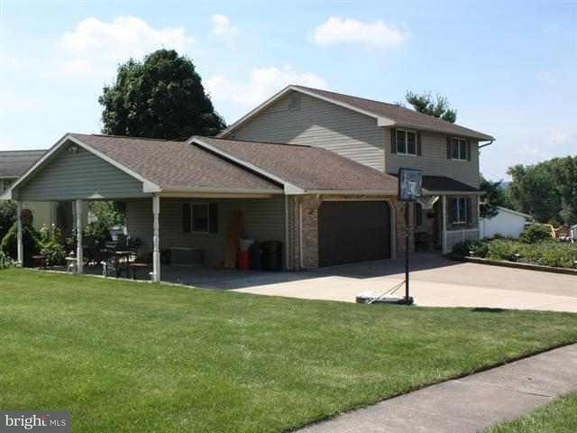 1 Heatherland Road Middletown, PA 17057 - Photo 3 of 12 Gallery Image 3