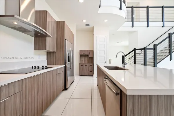 $6,500 | 8836 Northwest 161st Terrace, Miami Lakes, FL 33018