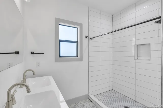 $435,000 | 810 Iowa Street, Unit 4, San Antonio, TX 78203