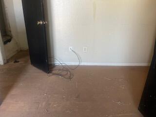 105 Pecos Place Plainview, TX 79072 - Photo 3 of 26 IMG_4121