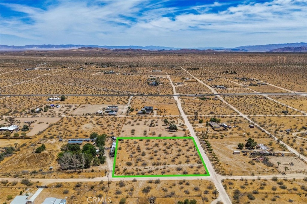 55926 Tanager Road Yucca Valley, CA 92284 - Photo 2 of 24 Gallery Image 2