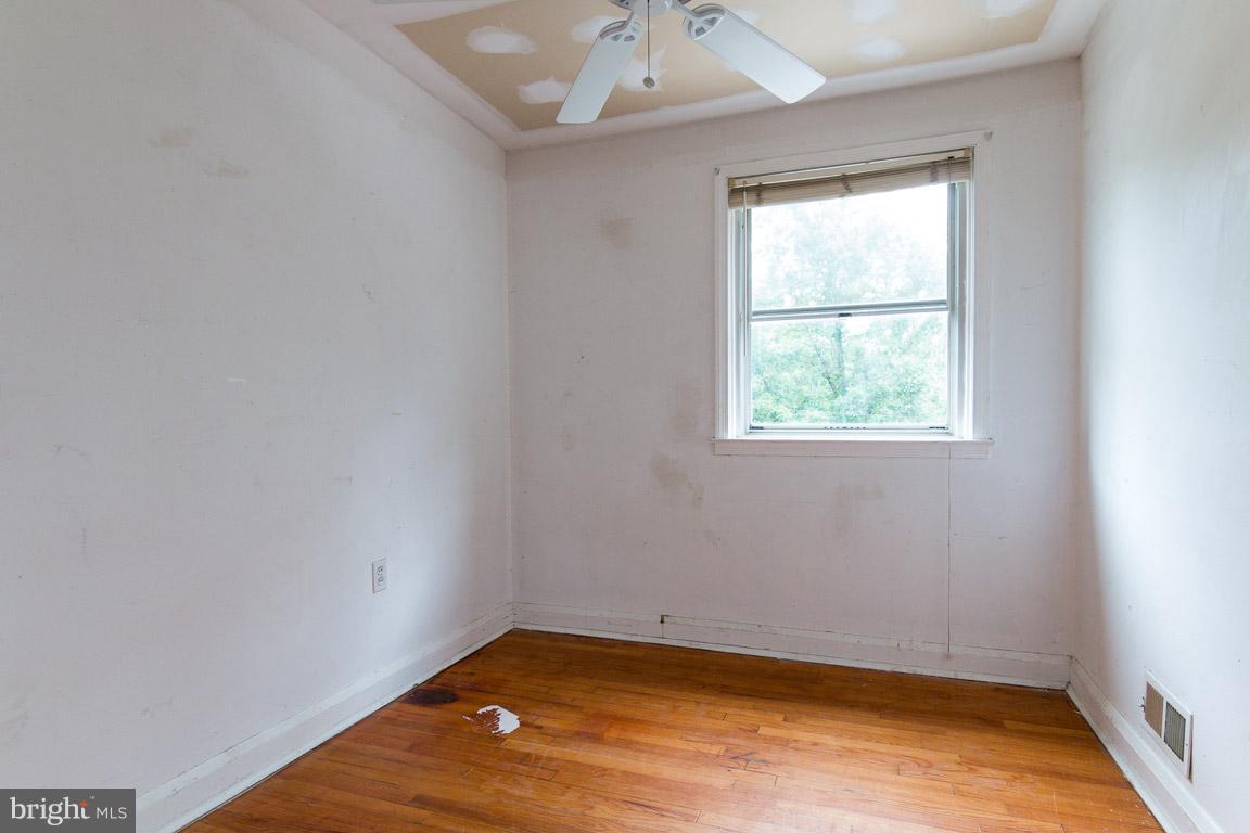 1517 Clearwood Road Baltimore, MD 21234 - Photo 14 of 20 Interior (General)