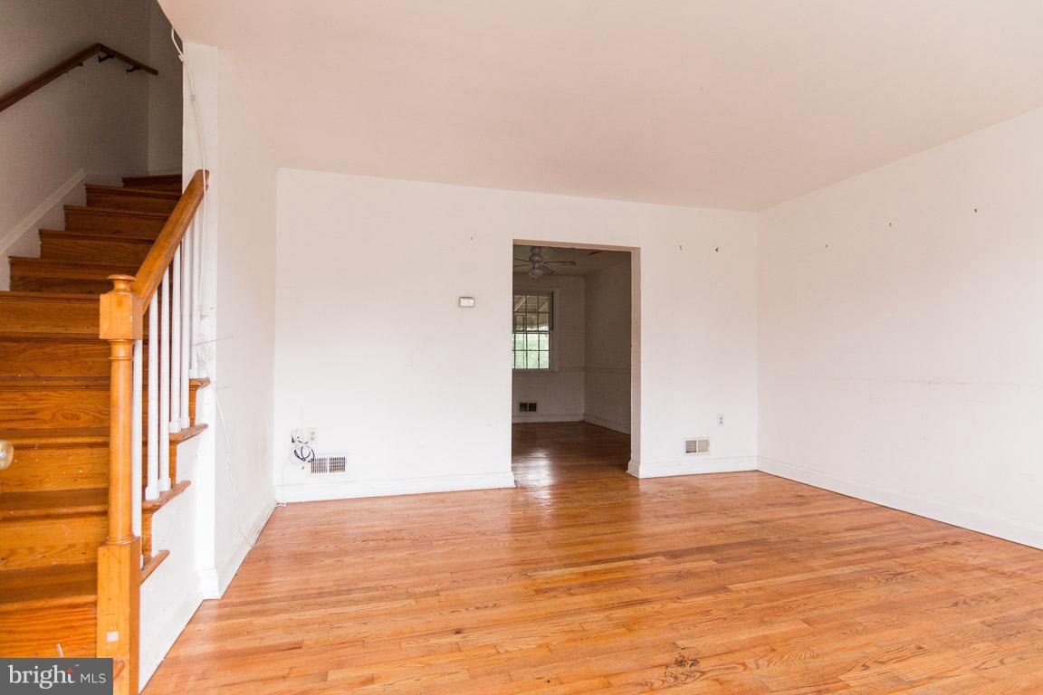 1517 Clearwood Road Baltimore, MD 21234 - Photo 3 of 20 Interior (General)