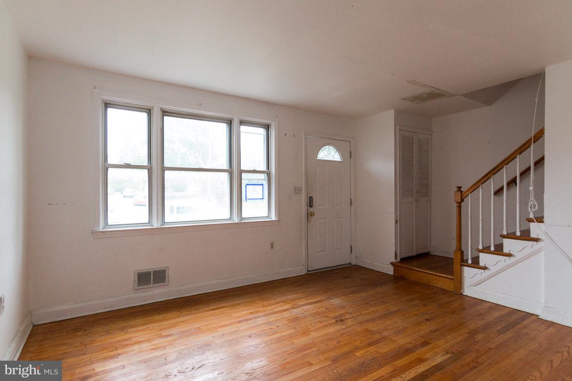 1517 Clearwood Road Baltimore, MD 21234 - Photo 5 of 20 Interior (General)