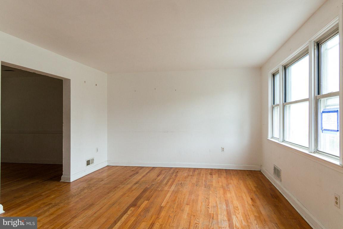 1517 Clearwood Road Baltimore, MD 21234 - Photo 6 of 20 Interior (General)